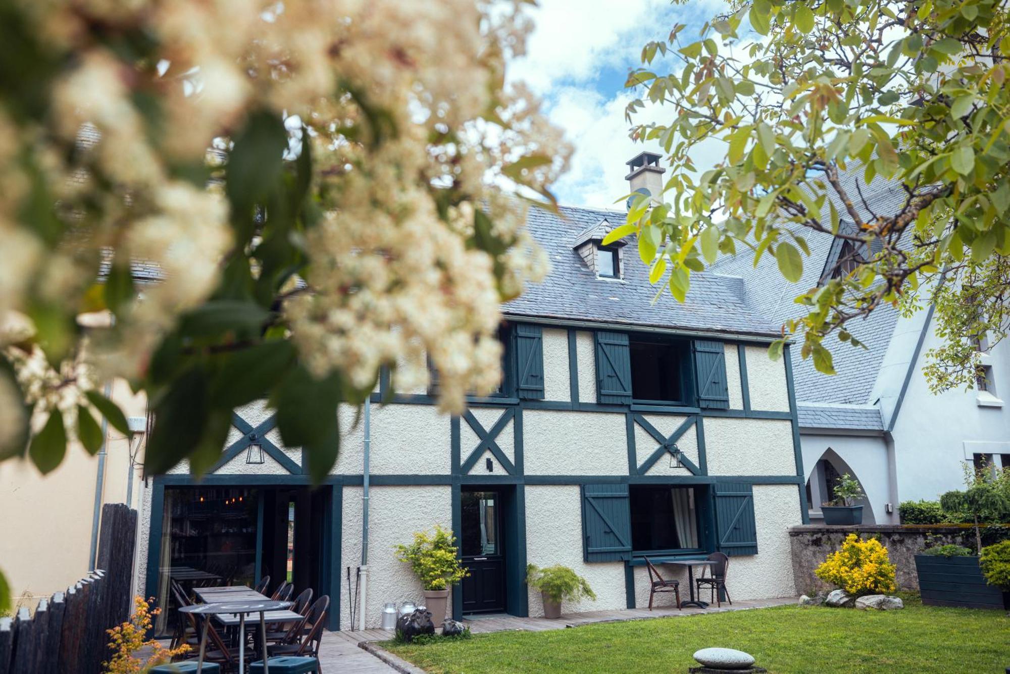 Bed and Breakfast La Sainthilarienne Exterior foto